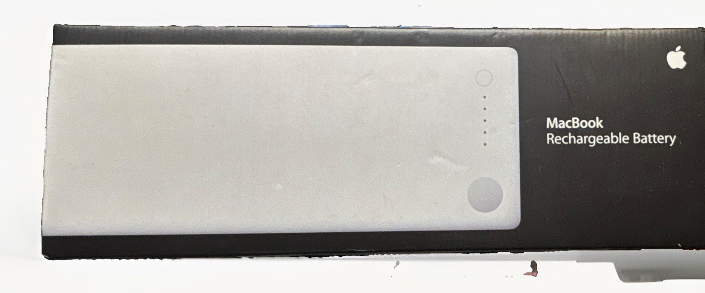 Apple MacBook Battery A1185 MA561LL/A 55Wh 10.8V Li-Ion 6-Cell White