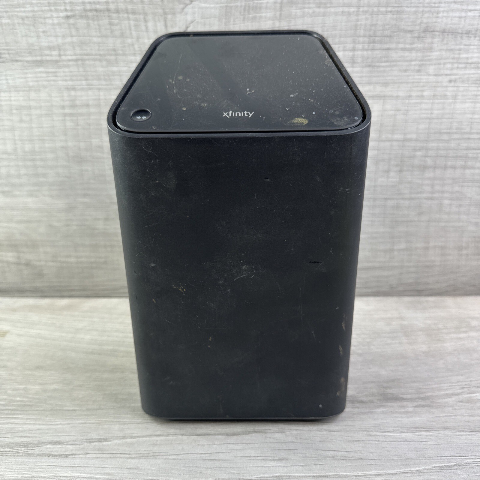 Xfinity XB6-A WIFI Router & Modem No Power Cord For Parts or Not Working