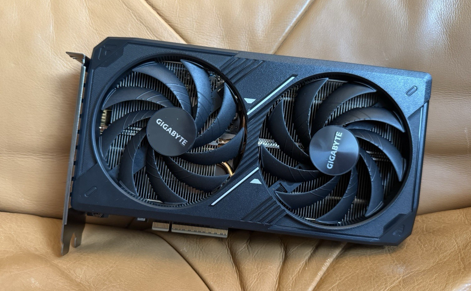 Gigabyte NVIDIA GeForce RTX 5060 Ti Windforce OC Dual Fan 8GB GDDR7 - Open Box