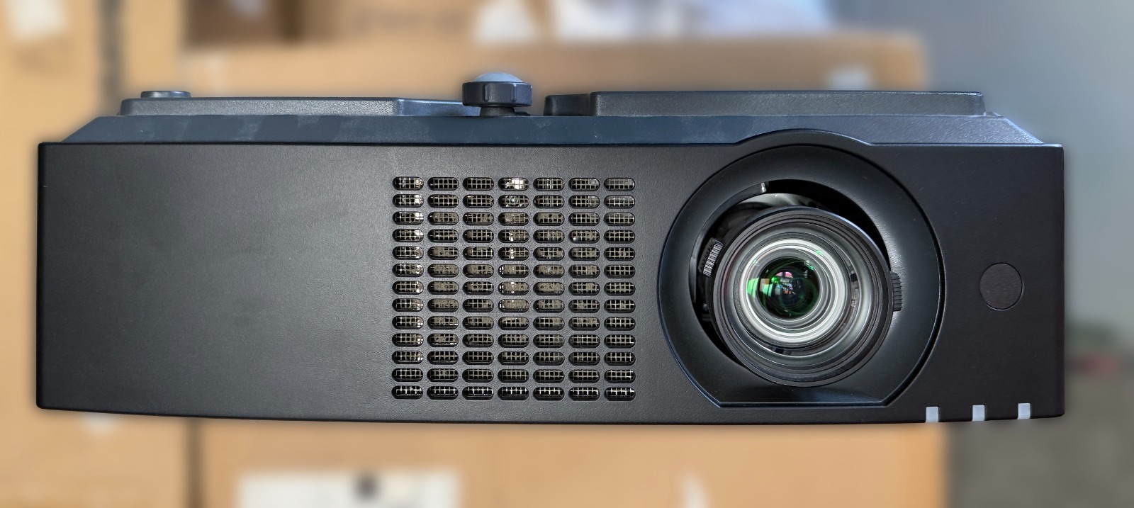 Panasonic  PT-VMZ71B U7 7,000-lumen WUXGA 3LCD Laser Projector LAMP HOURS 4529