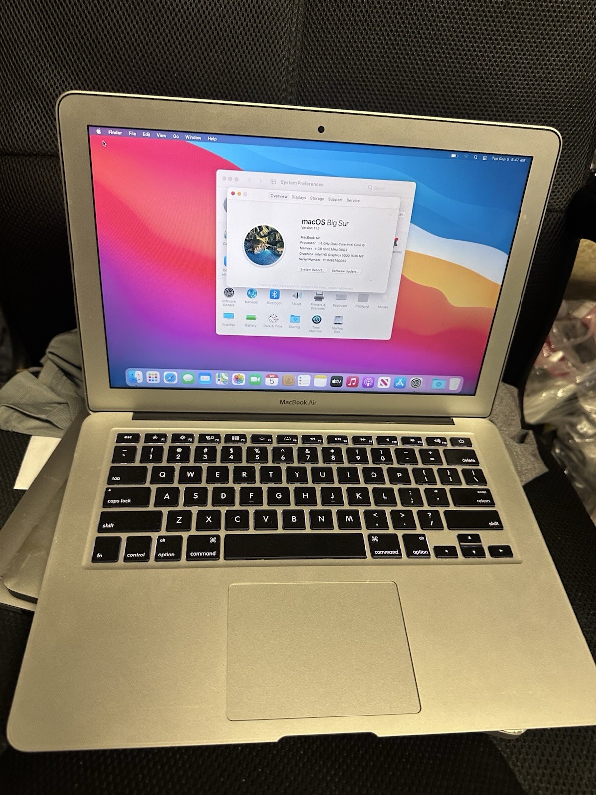 Apple MacBook Air A1466 2014 Core i5-4260U 1.4GHz 4GB RAM 256GB SSD Fair