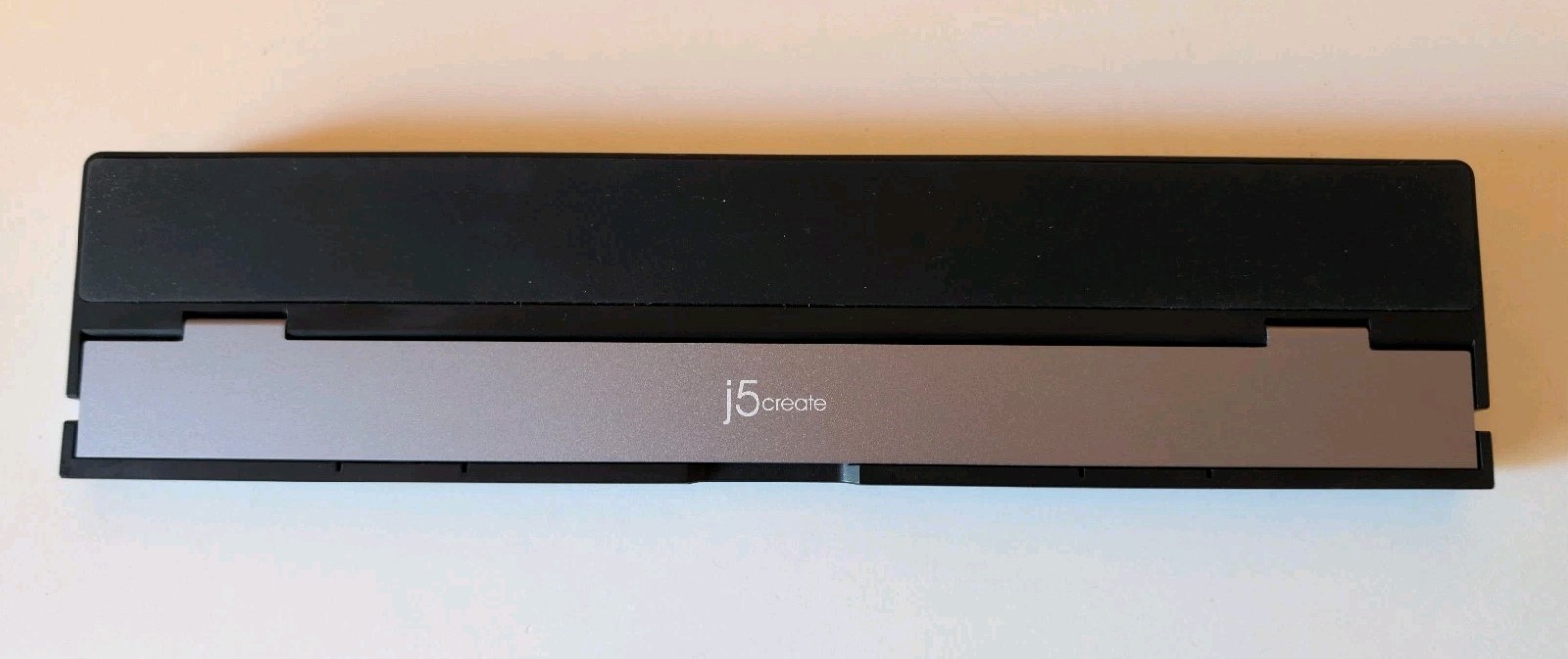 j5create USB-C Triple Display Docking Station JCD543 2 HDMI 4k Steam Deck Tested