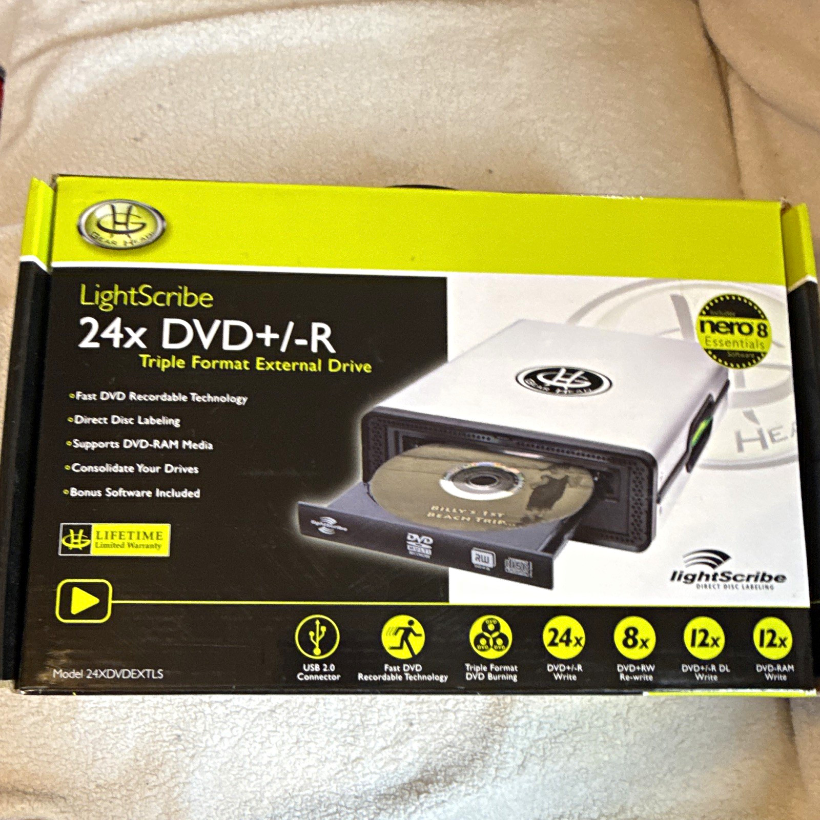 Gear Head LightScribe 24X USB 2.0 External CD/DVD Drive Silver 24XDVDEXTLS