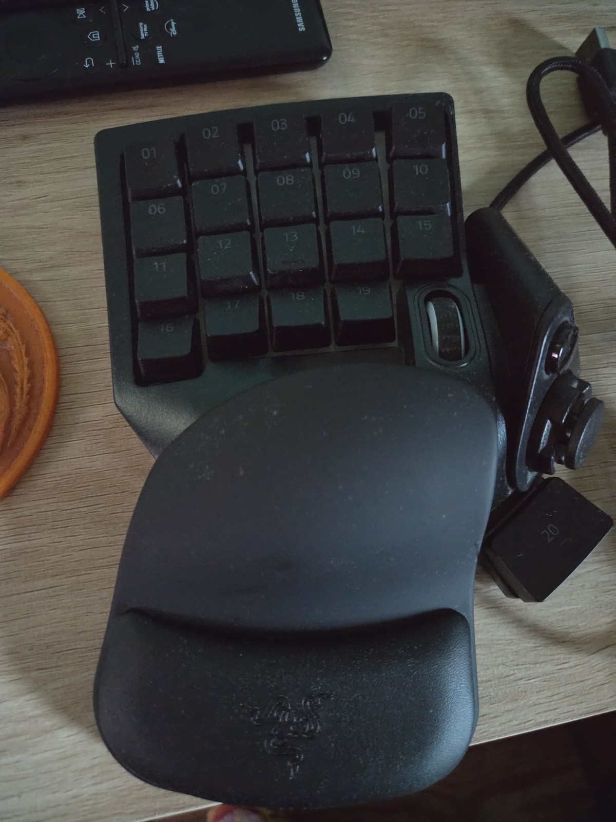 Razer Tartarus V2 RZ07-02270100-R3M1 Wired Keypad