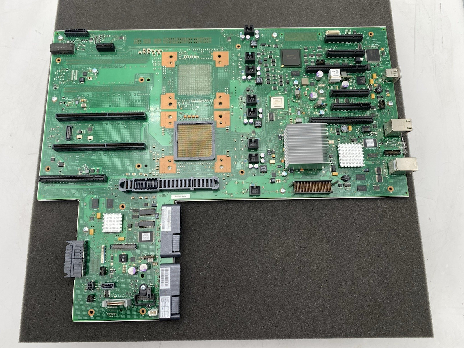 IBM 00E3129 Power 7  Single CPU Backplane | For PARTS AS-IS