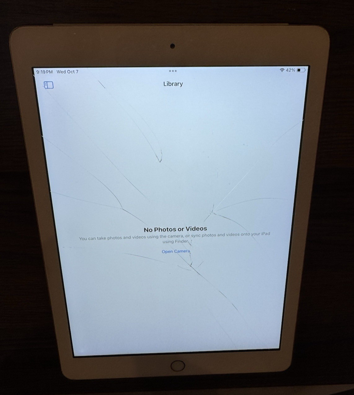 Apple iPad 6th Gen A1954 9.7" 32GB RoseGold (WIFI+Cellular) Unlocked FAIR (READ)
