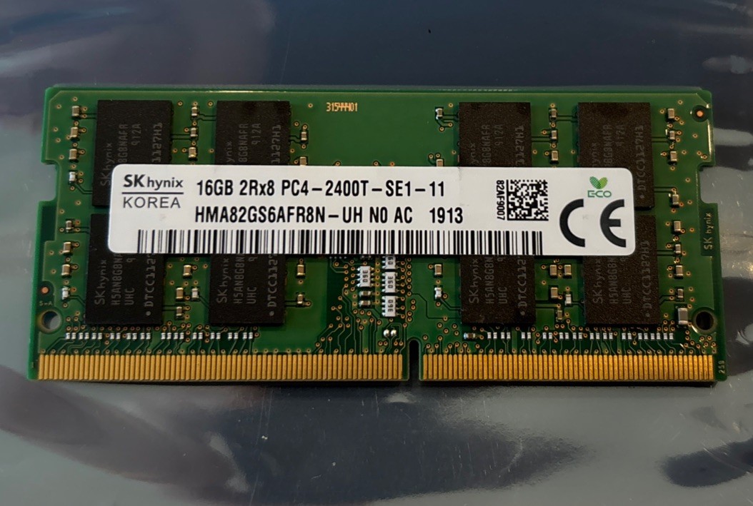 SK Hynix 16GB, 2Rx8 PC4-2400T-SE1-11 SODIMM Laptop RAM HMA82GS6AFR8N-UH