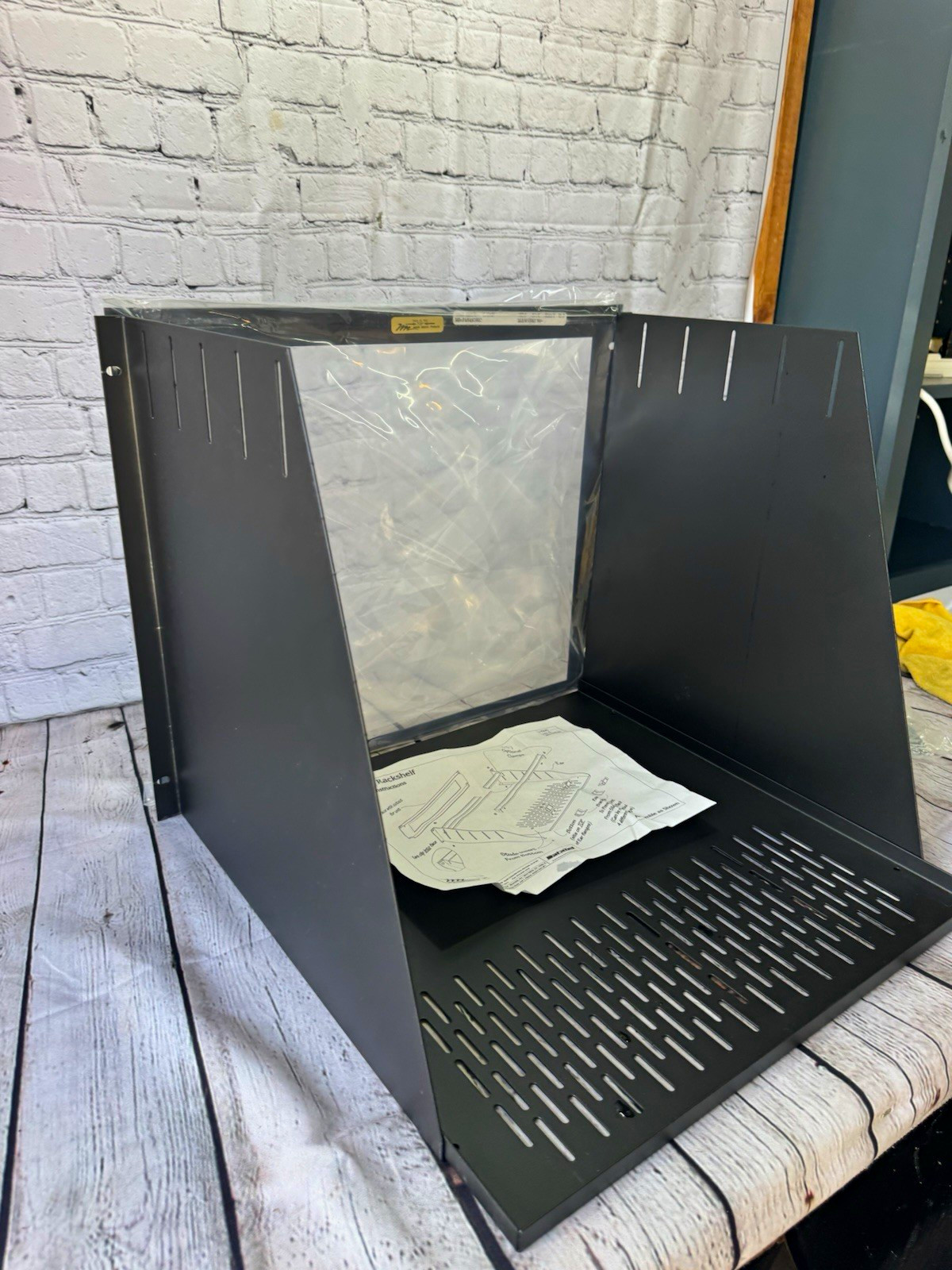 Middle Atlantic Products RSH4 Custom Rack Shelf Rackmount Form Factor