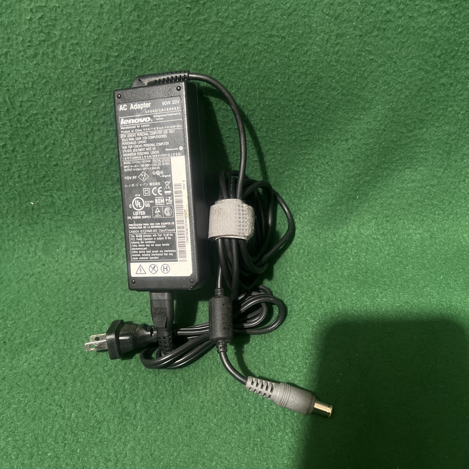 Lenovo 45N0121  65 W 20V 3.25A Think Pad Laptop AC Adapter