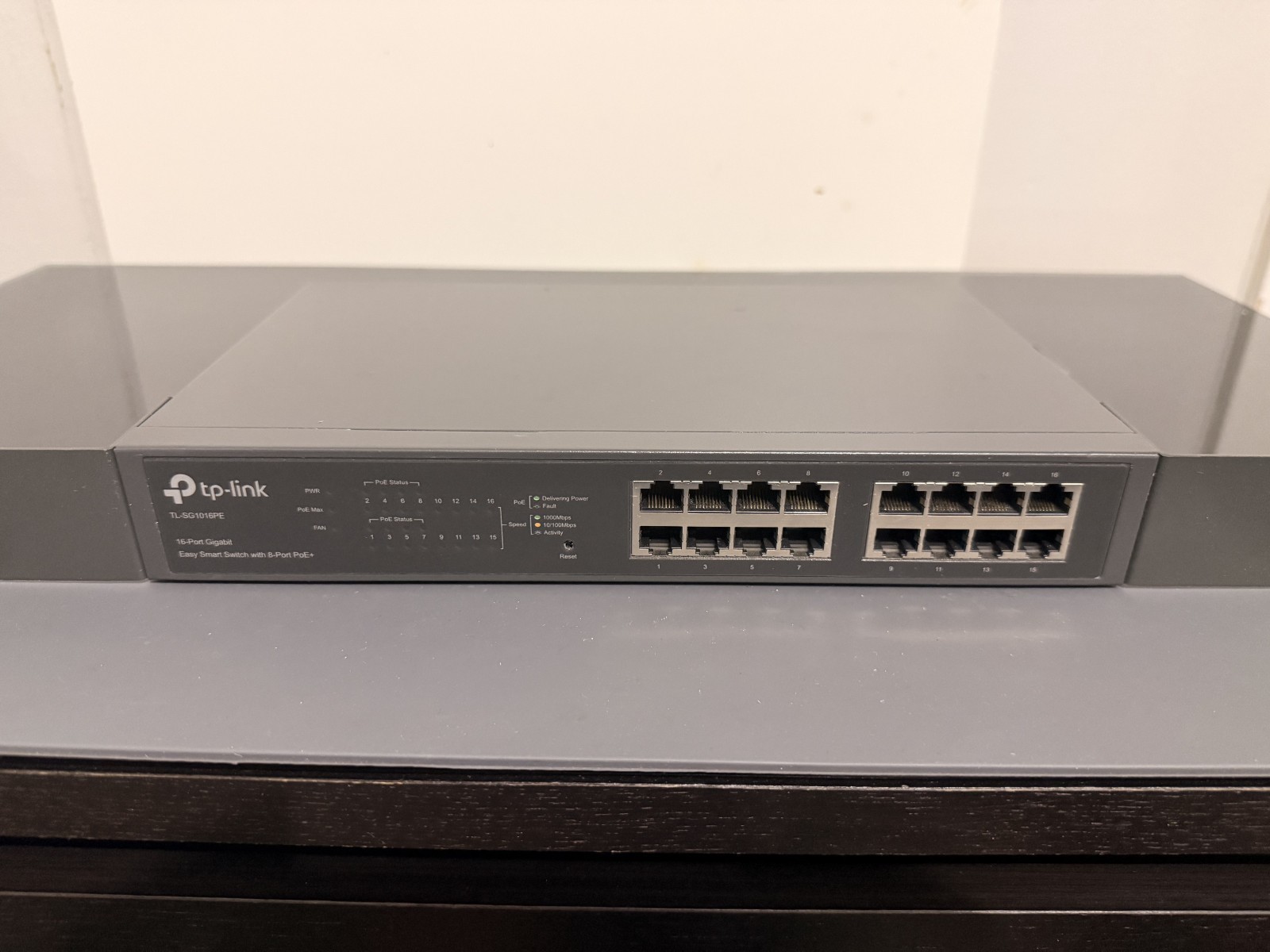 TP-LINK 16-Port Gigabit Easy Smart PoE Switch with 8-Port PoE+