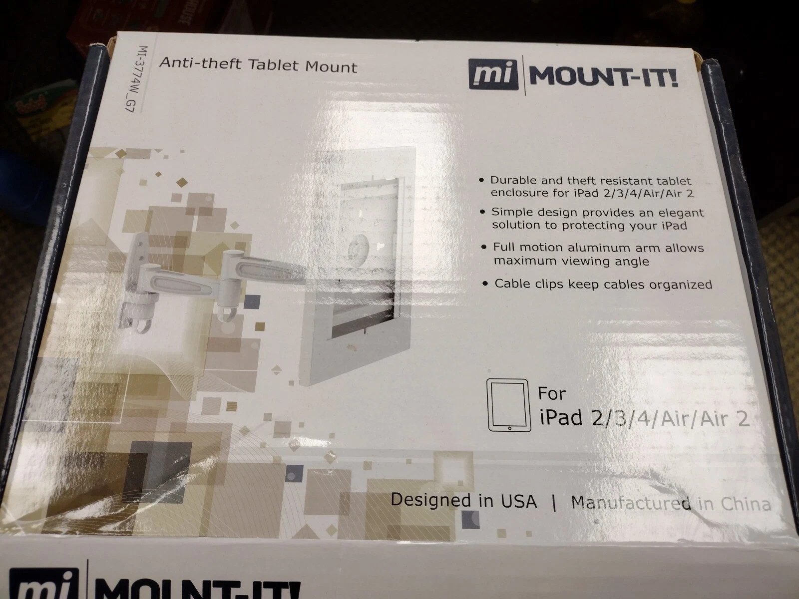 Mount-It Tablet Wall Mount MI-3774W_G7 with Swing Arm