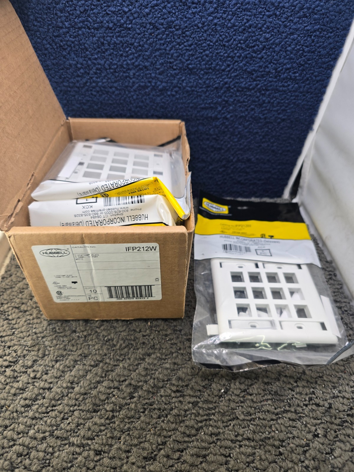(QTY 10) HUBBELL IFP212W: I-Station™ Plate, Double Gang, 12-Port - White