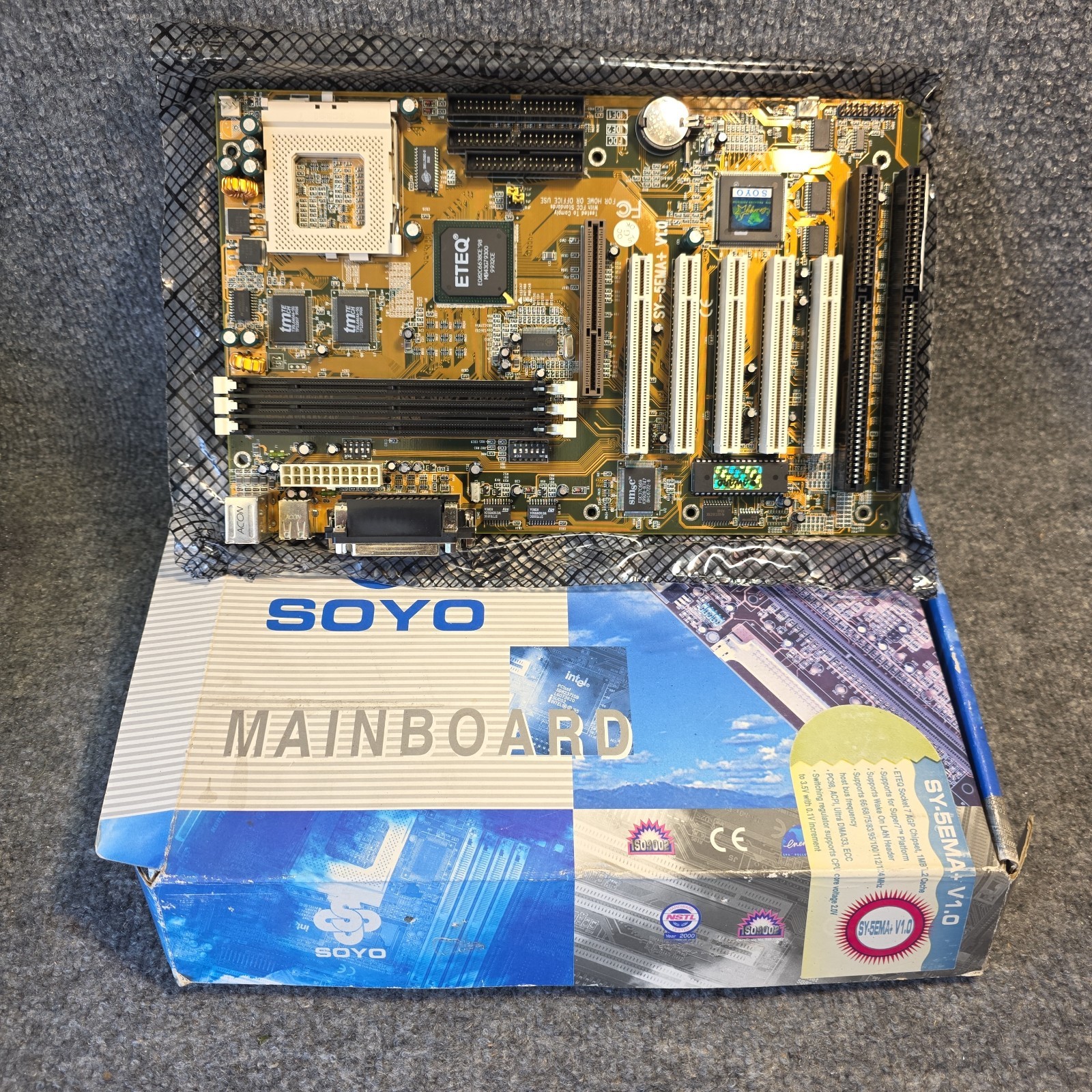 NOS Mainboard Retro Soyo SY-5EMA+ V1.1 Socket 7 ISA PCI NIB