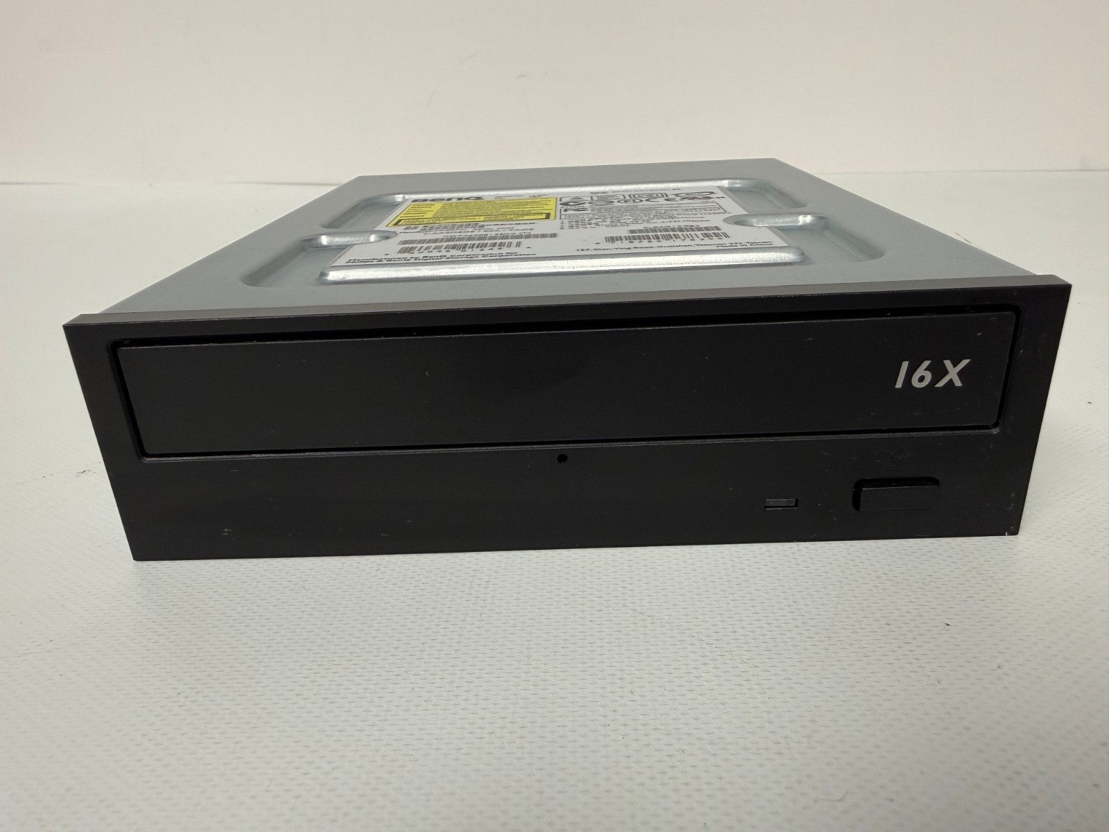 BENQ 1650V 5.25 IDE 16X DVD ROM DRIVE