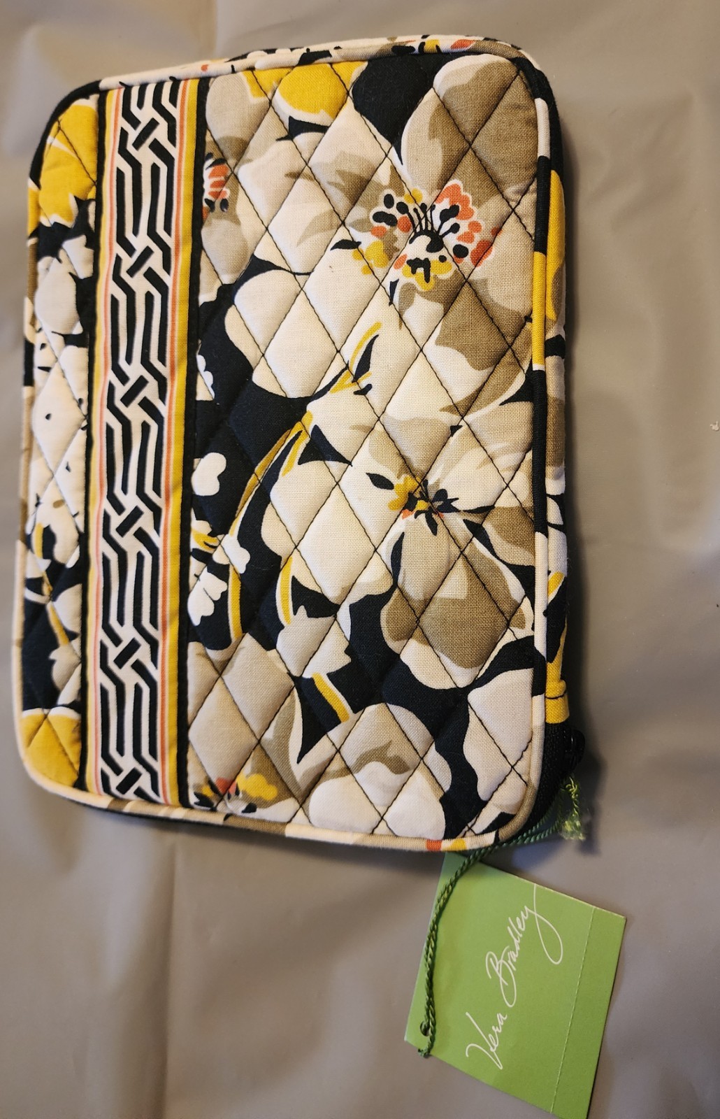 Vera Bradley Dogwood Padded Tablet iPad Protective Cover Case 10.25" X 8.25”