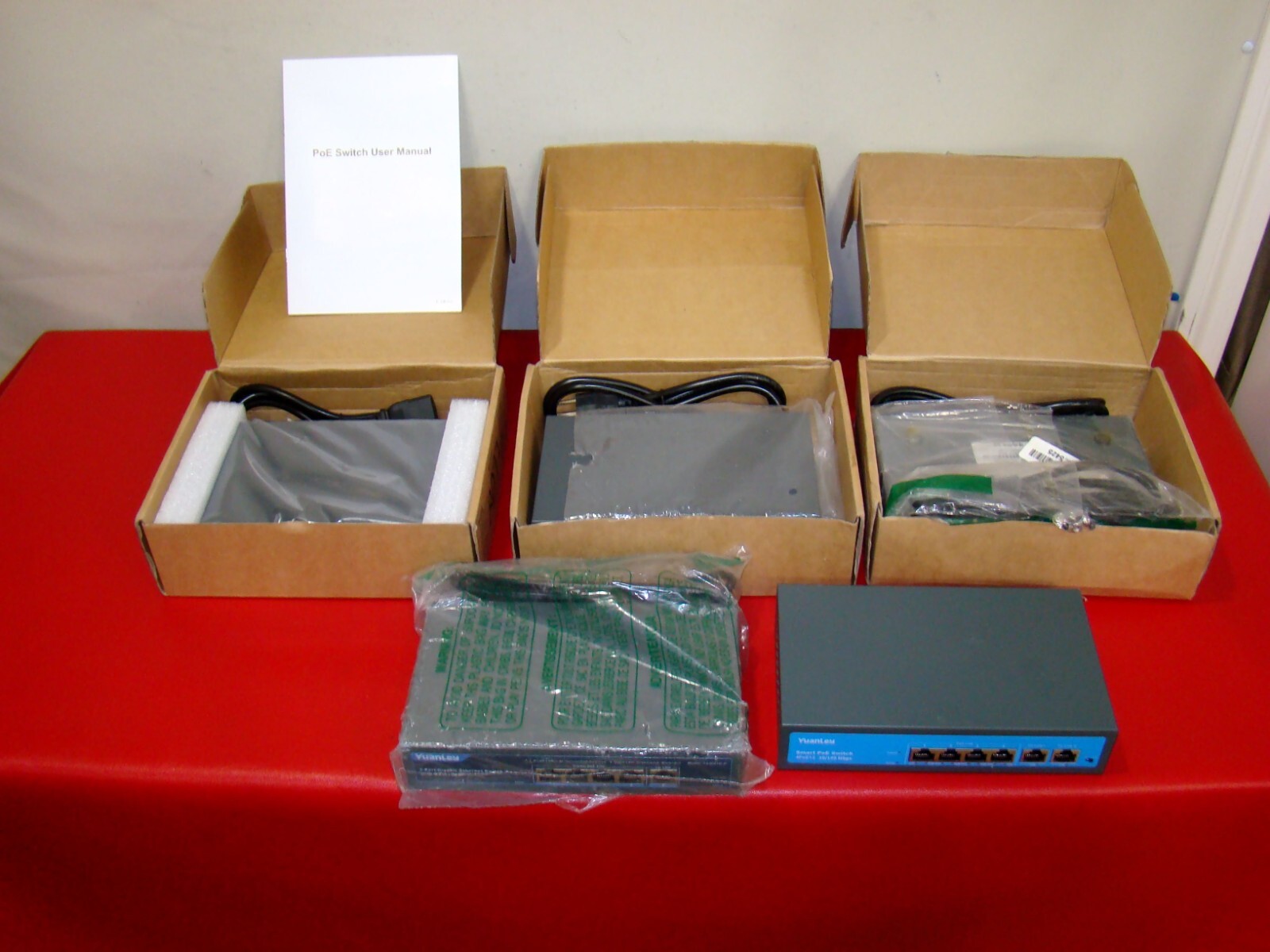 Yuanley 24 Port POE Switch w/ 2 Gigabit Ethernet Uplink Port Unmanaged YS2042-P