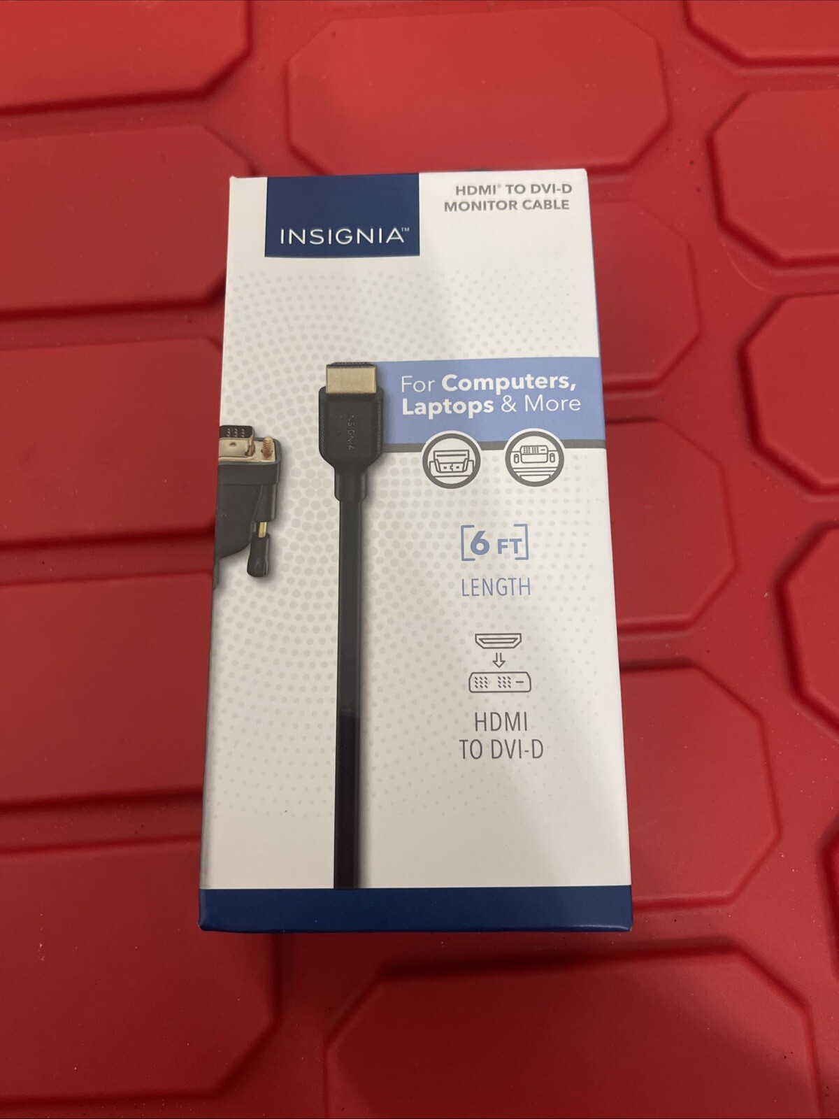 Insignia 1.8m (6 ft.) HDMI to DVI Cable (NS-PCHDDV6-C)