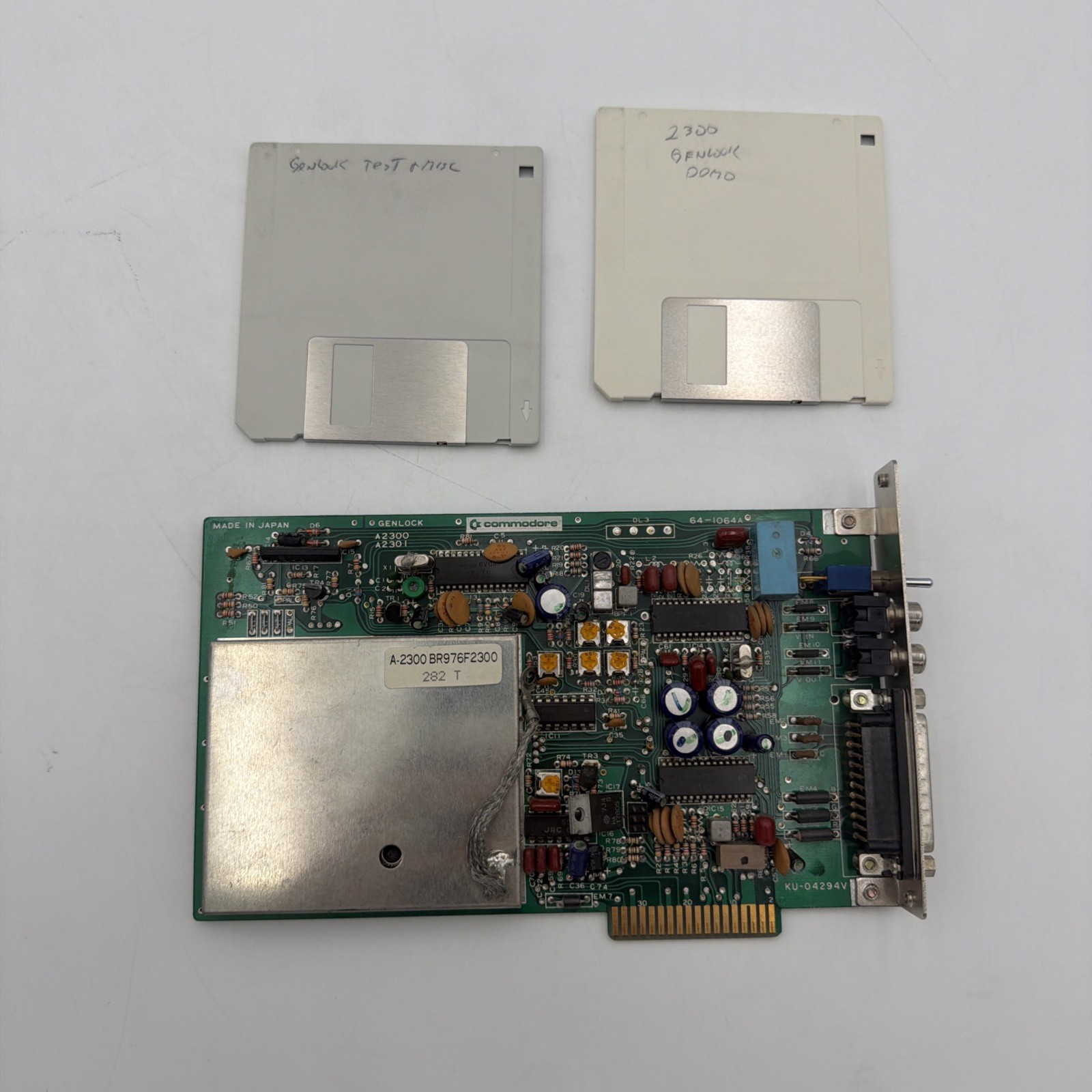 Commodore Amiga A2300 NTSC Genlock Video Slot Card A2000 + Demo/Test Disks