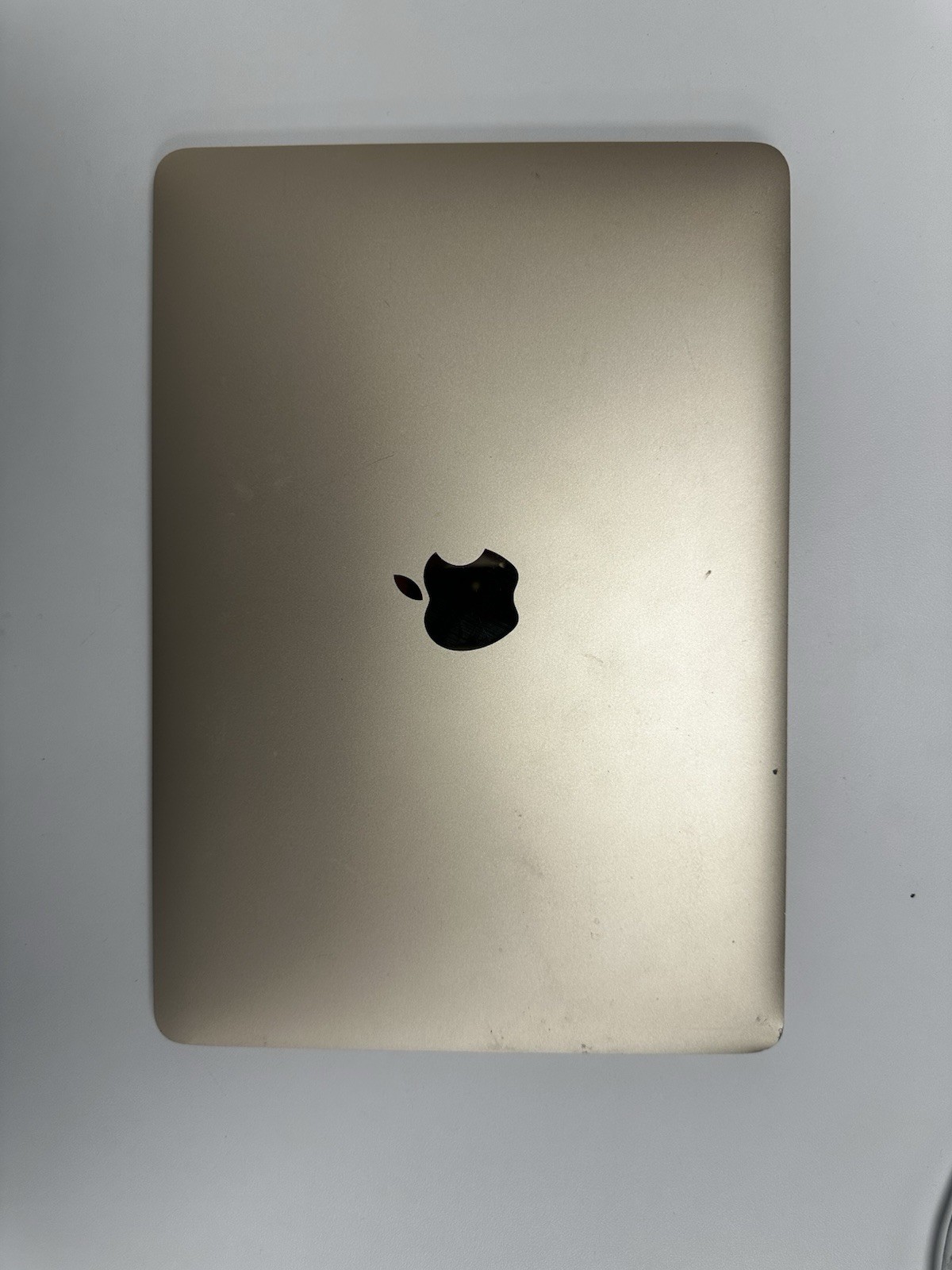 Apple MacBook 12” Retina 2016 A1534 Core m3 8GB RAM 256GB SSD 311 Cycles