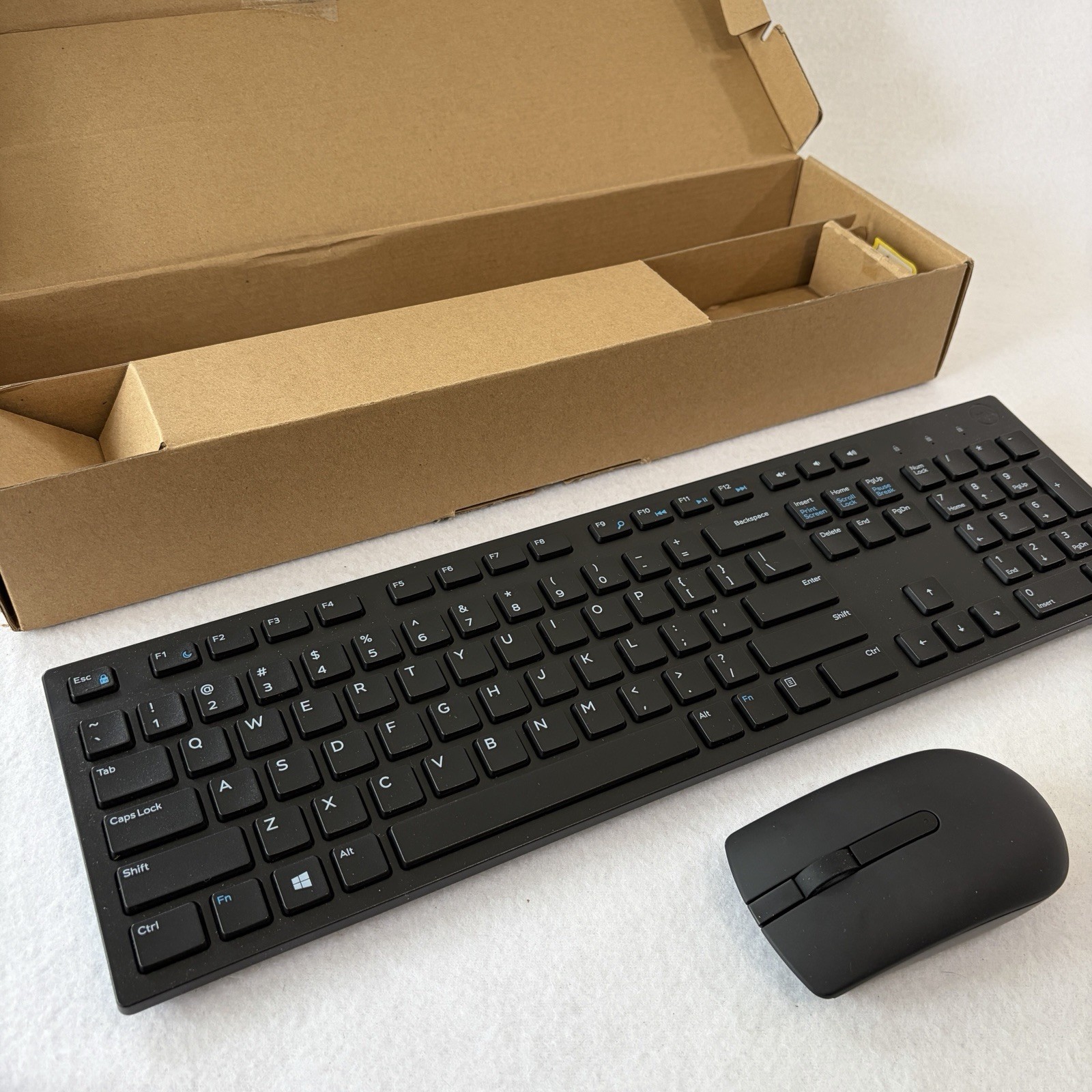 Dell KM636 Wireless Keyboard and Mouse Combo Black No Dongle Excellent Condition