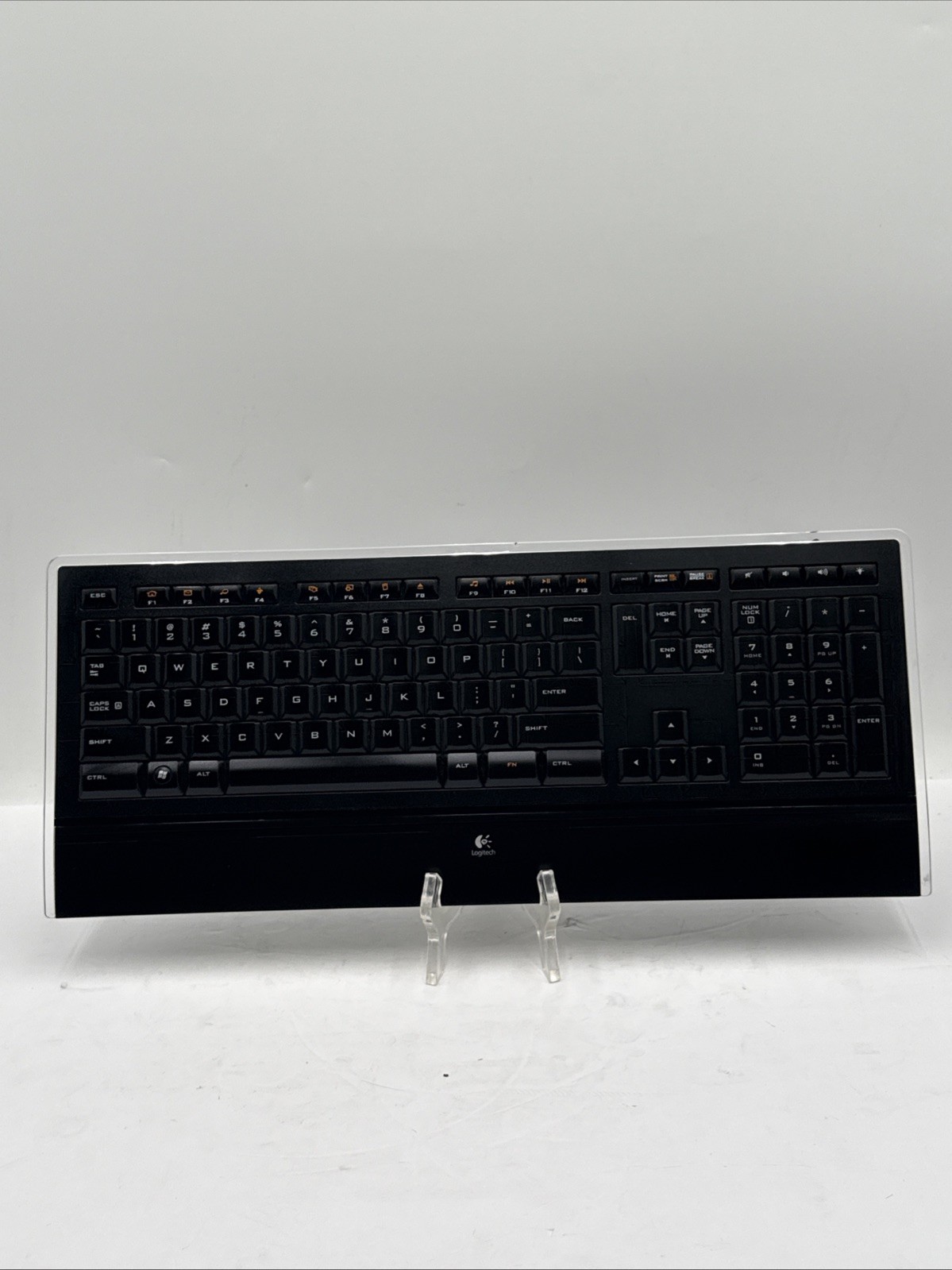 Logitech K740 Illuminated Keyboard Slim USB Wired Backlit Y-UY95 Tested/Working