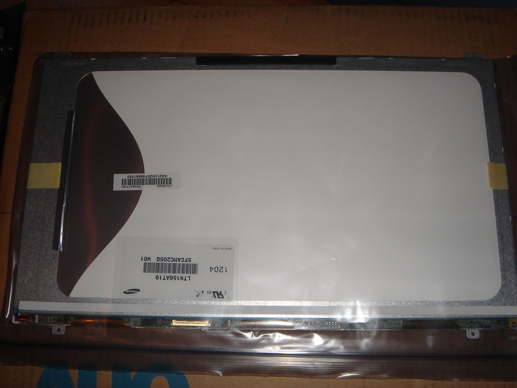 SAMSUNG NP300E5A LTN156AT19 15.6" LED Screen Display Including Chronopost