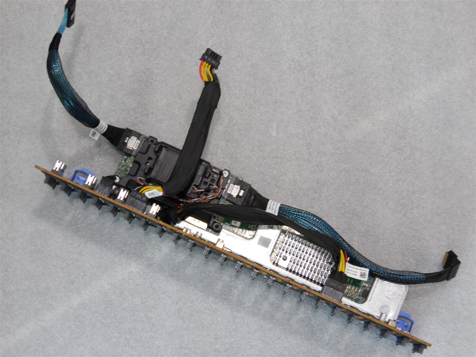 DELL POWEREDGE R750 24 BAY SERVER H755 PERC RAID 51P7W 571RM BACKPLANE CABLE KIT
