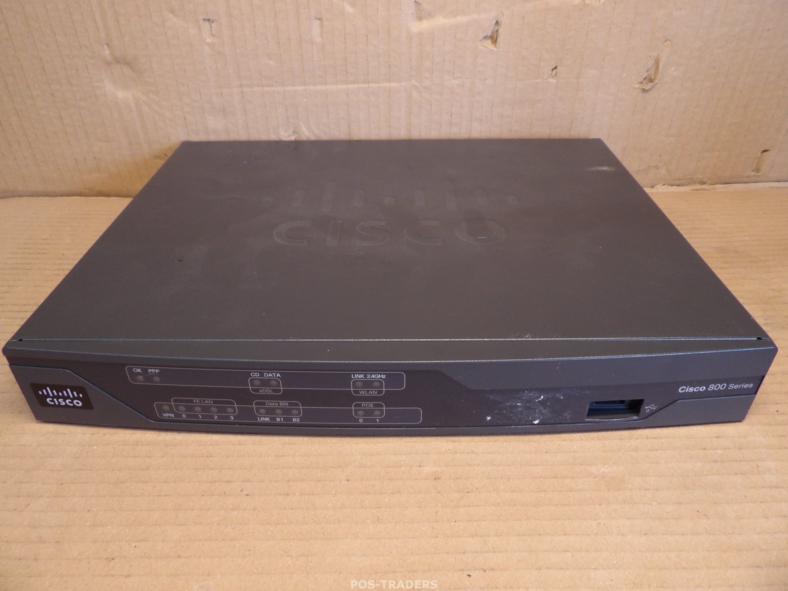 Cisco 888-SEC-K9 V01 4-Port 10/100 LAN Integrated Service ISR Router - EXCL PSU