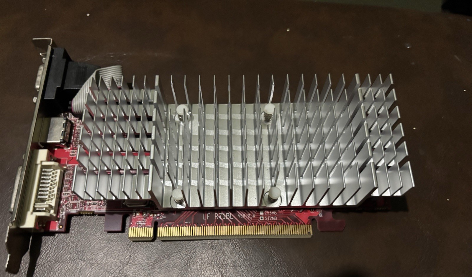 ASUS EAH4350 SILENT/DI/512MD2/LP PCI-E 512MB DVI VGA HDMI Video Card