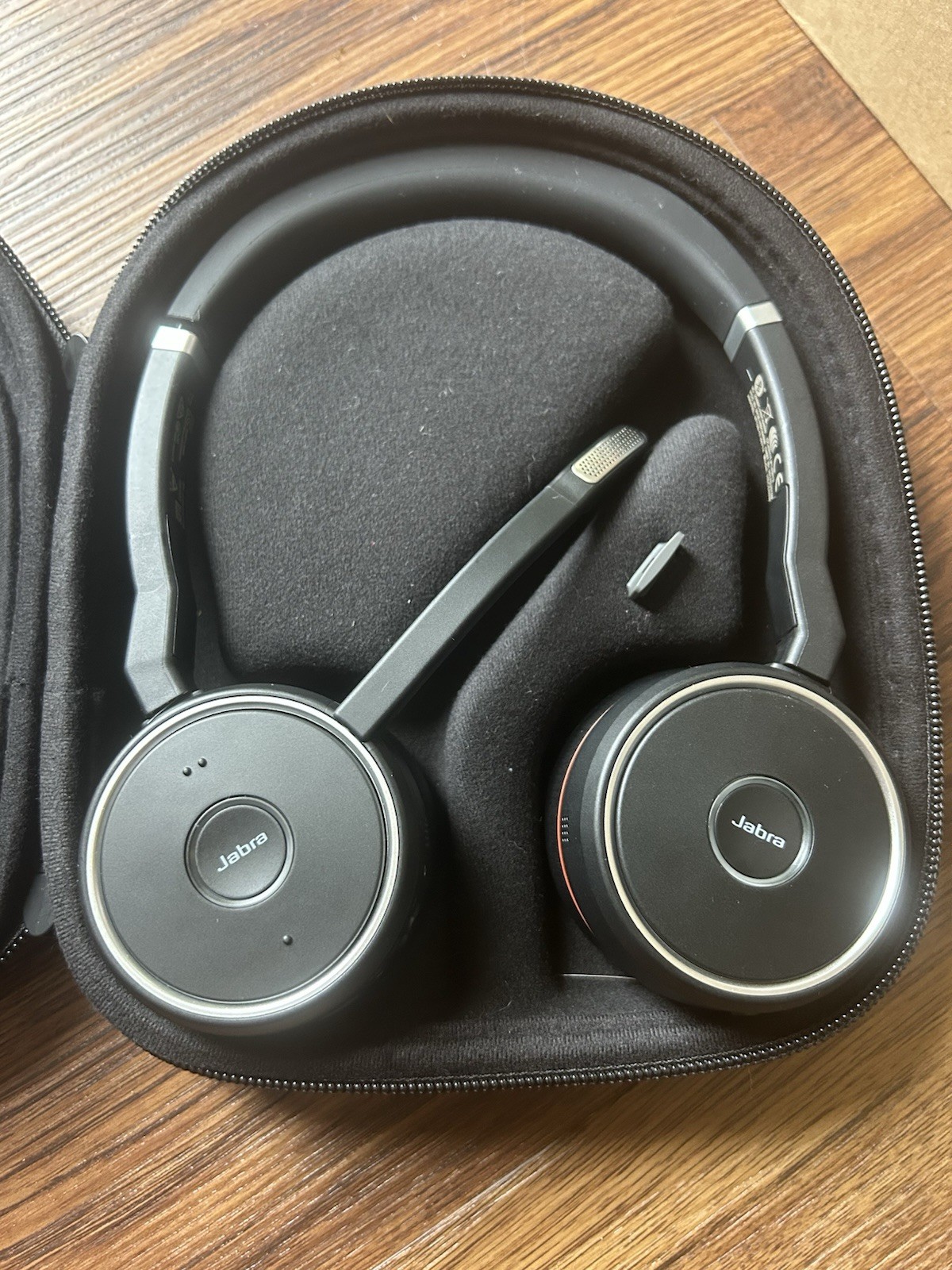 Jabra Evolve 75 HSC040W Wireless Bluetooth Headset ANC Black W/ Case