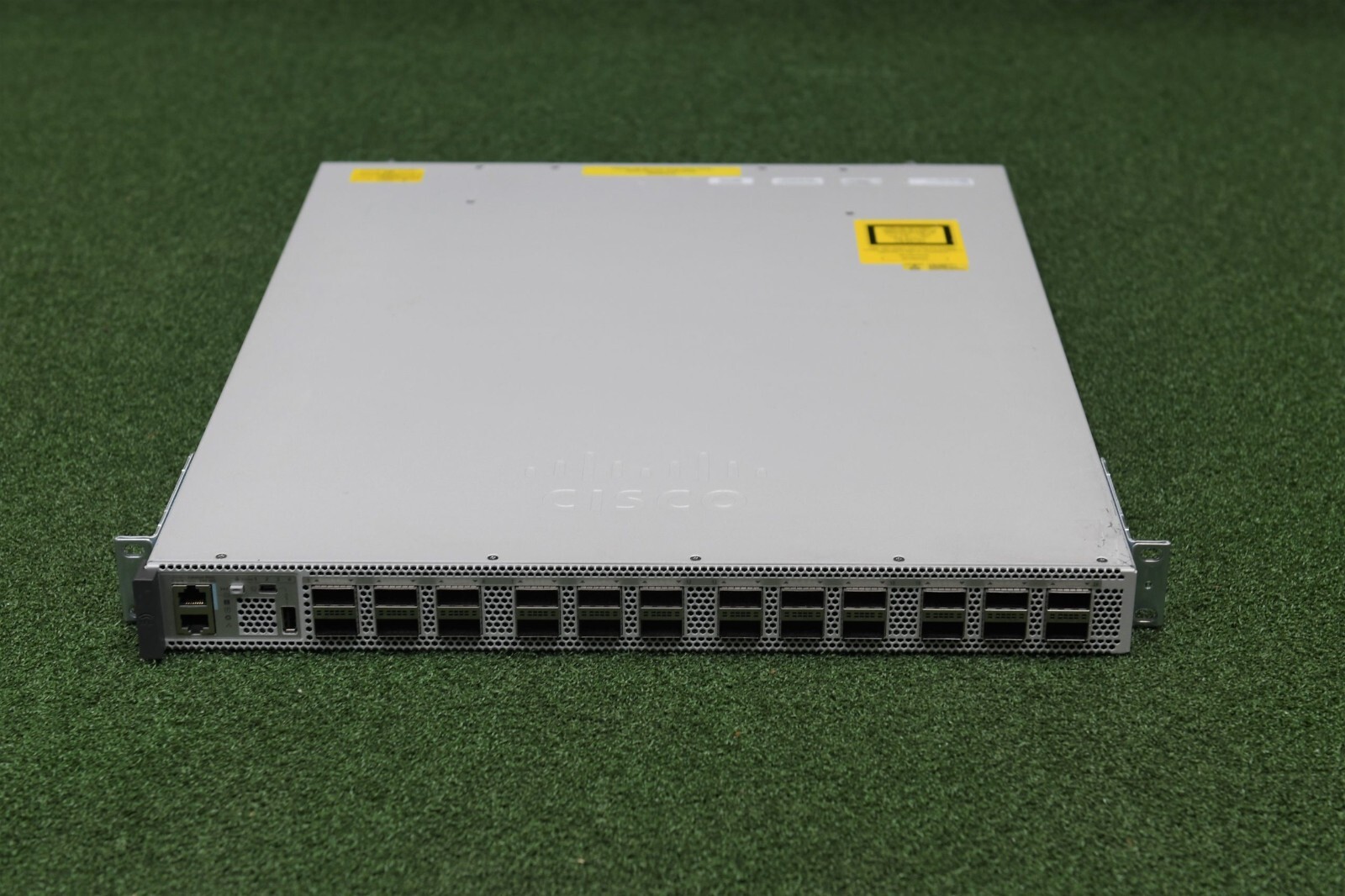 Cisco C9500-24Q-A 24-Port 40GE Network Ess Switch