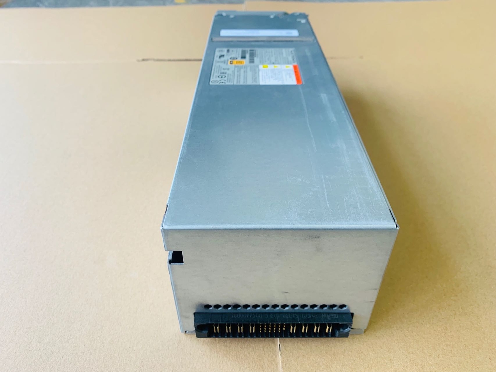 Dell 0VMRF PowerVault ME424 ME4012 ME4024 C13 100-240V 580W AC Power Supply