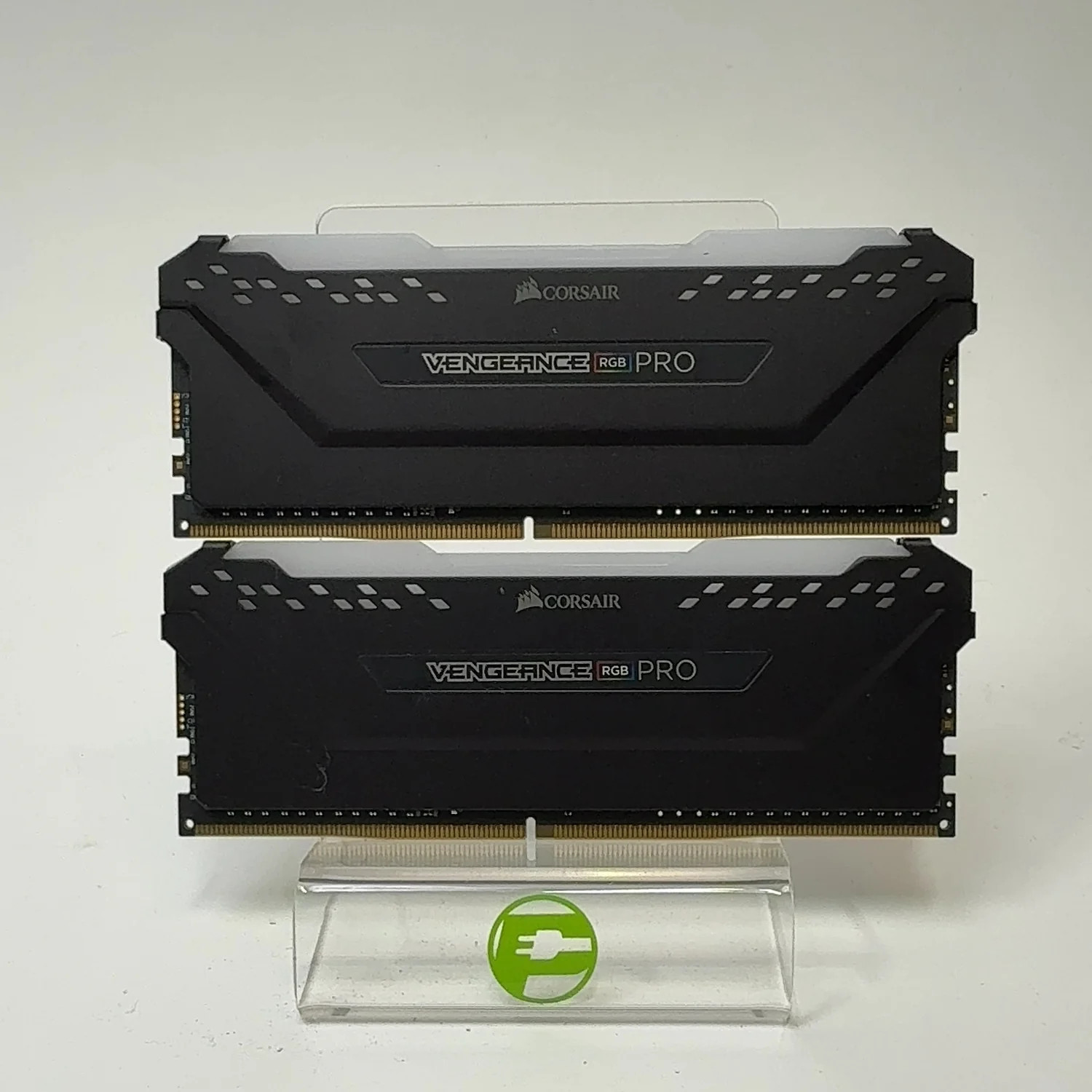 Corsair Vengeance RGB Pro 16GB (2x8GB) RAM DDR4 3200MHz CMW32GX4M2C3200C16