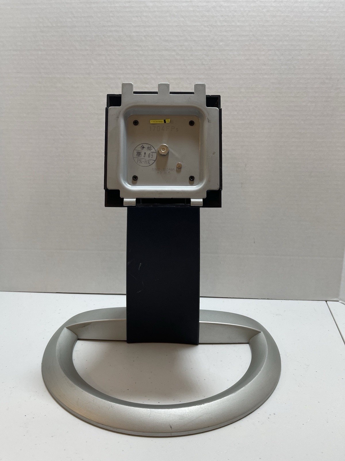 Dell 1704FPTt 1704FPs Monitor Display Stand Base 77738000670-BN61-01340A