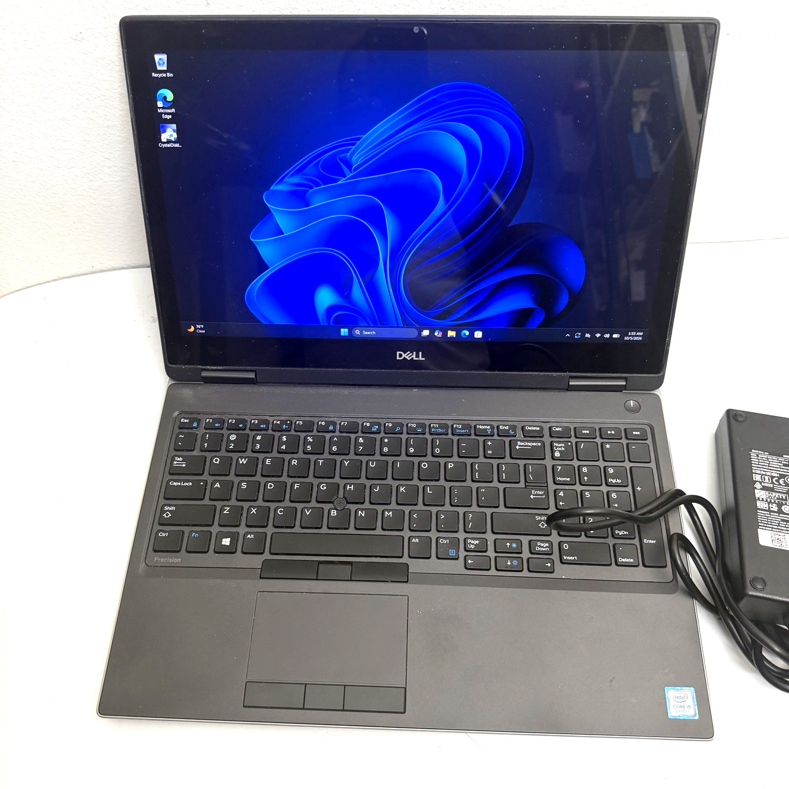 Dell Precision 7540 15.6" Laptop i9-9880H 16GB 256GB Nvidia T2000 Touch  Charger