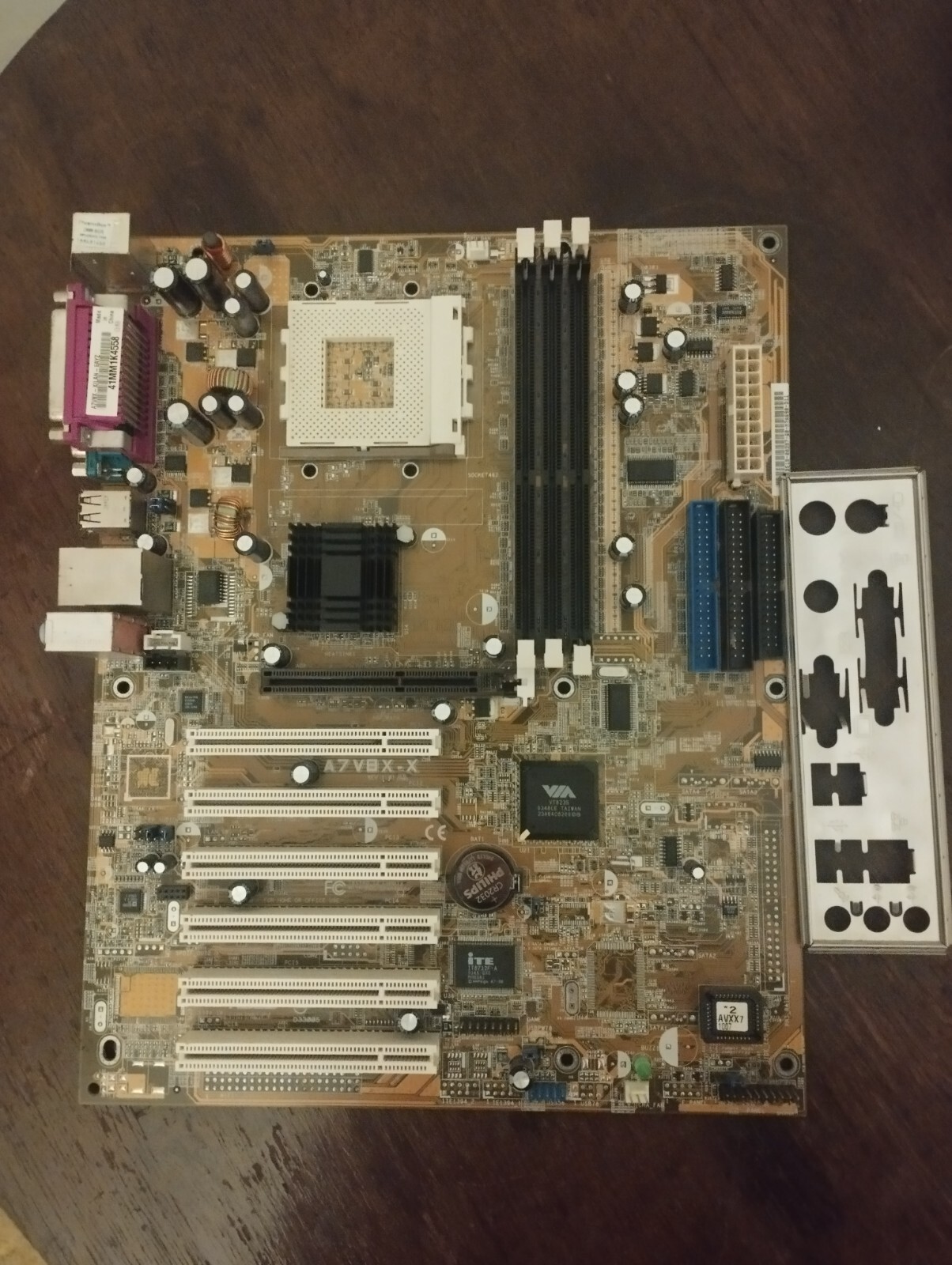 ASUS A7V8X-X