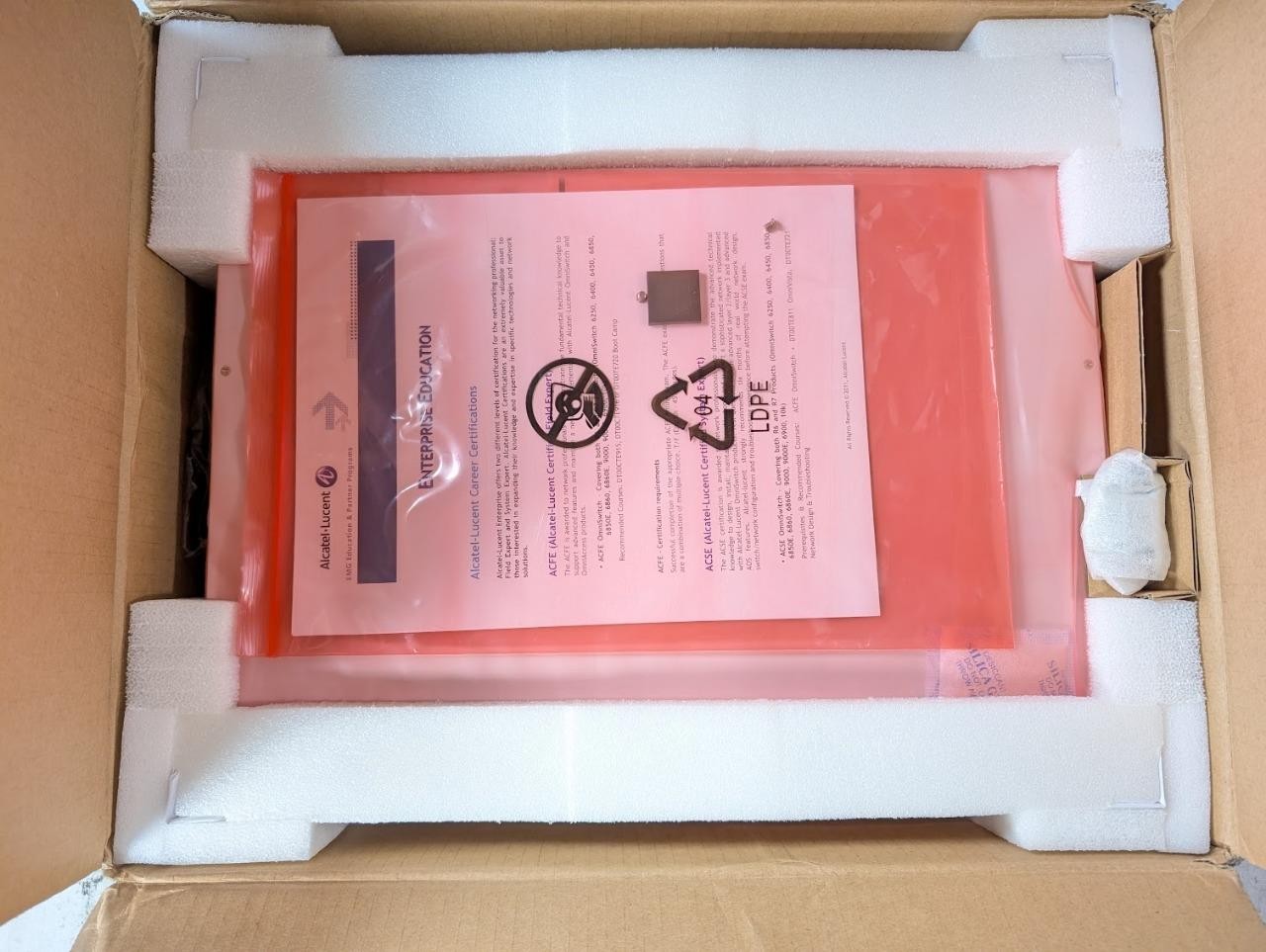NEW Alcatel-Lucent OmniSwitch OS6860E-P24Z8 Ethernet Managed Network Switch