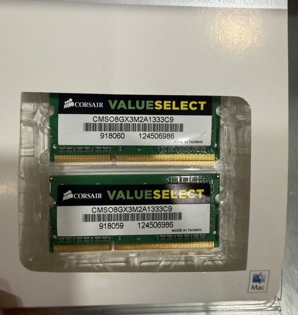 Corsair Value Select 8GB 2 x 4gb DDR3-1066  CMSO8GX3M2A1333C9 laptop MAC memory