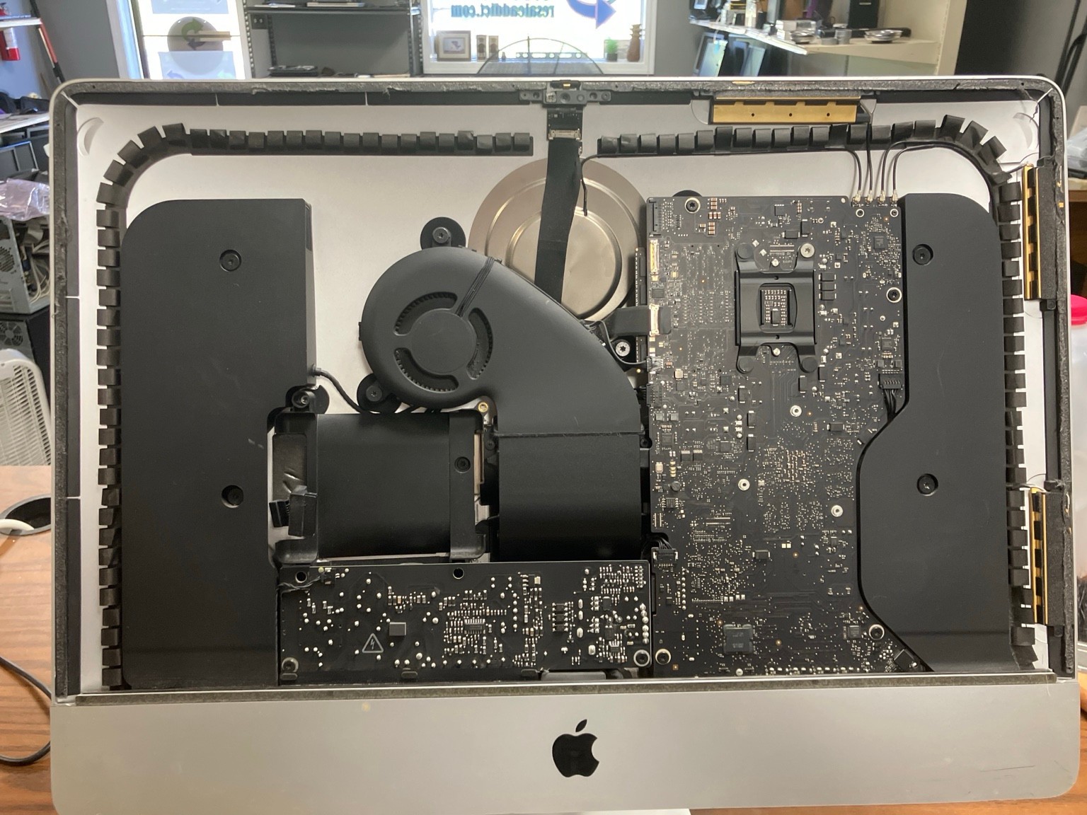 Apple iMac 21.5" A1418 EMC 2544 8GB RAM Parts Repair No LCD HDD 2012
