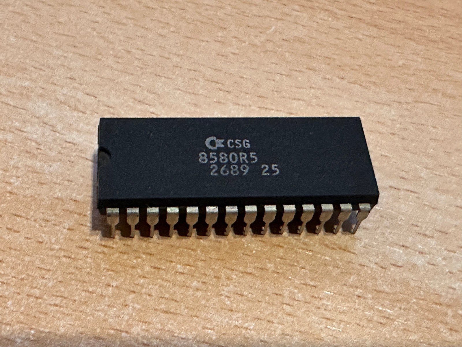 8580R5 Chip IC CSG / MOS SID Sound Chip, Commodore C64/C128 #26 89