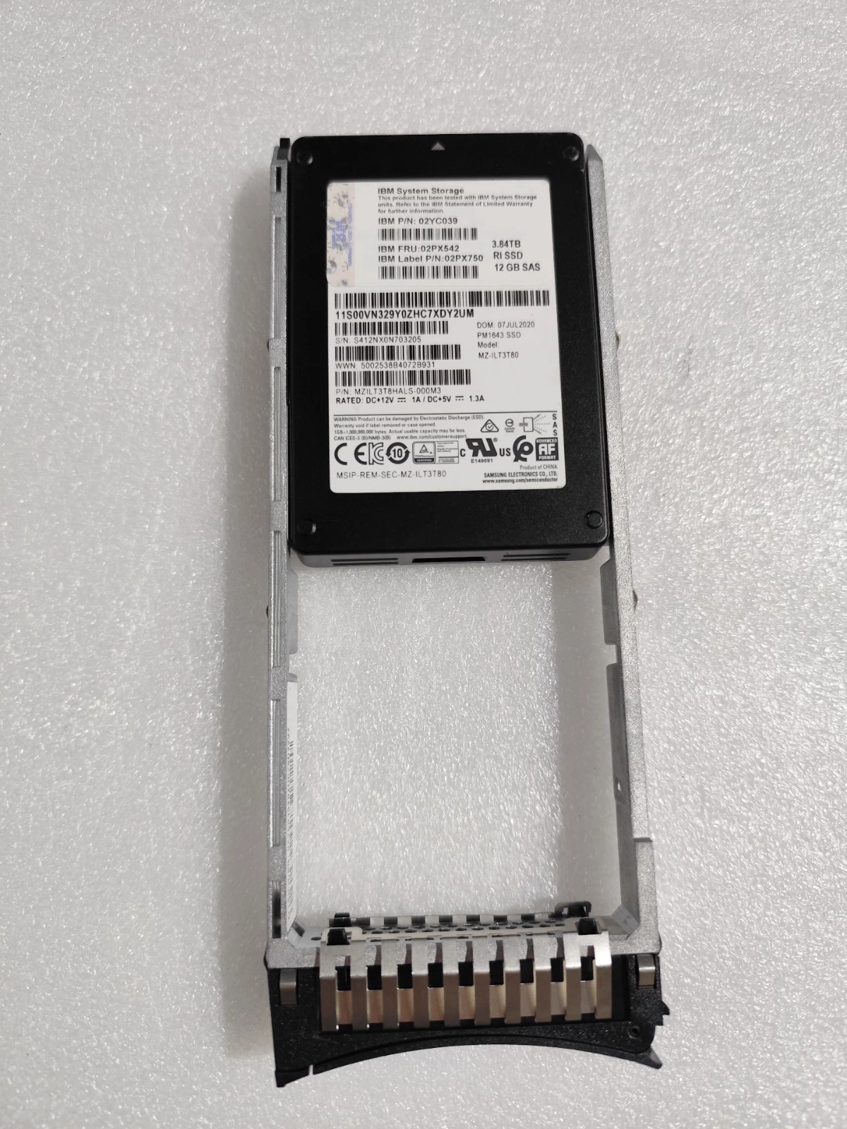 IBM 02PX542 02YC039 02PX750 00VN329 3.84TB RI SAS 12G 2.5" V5030E SSD Hard Drive