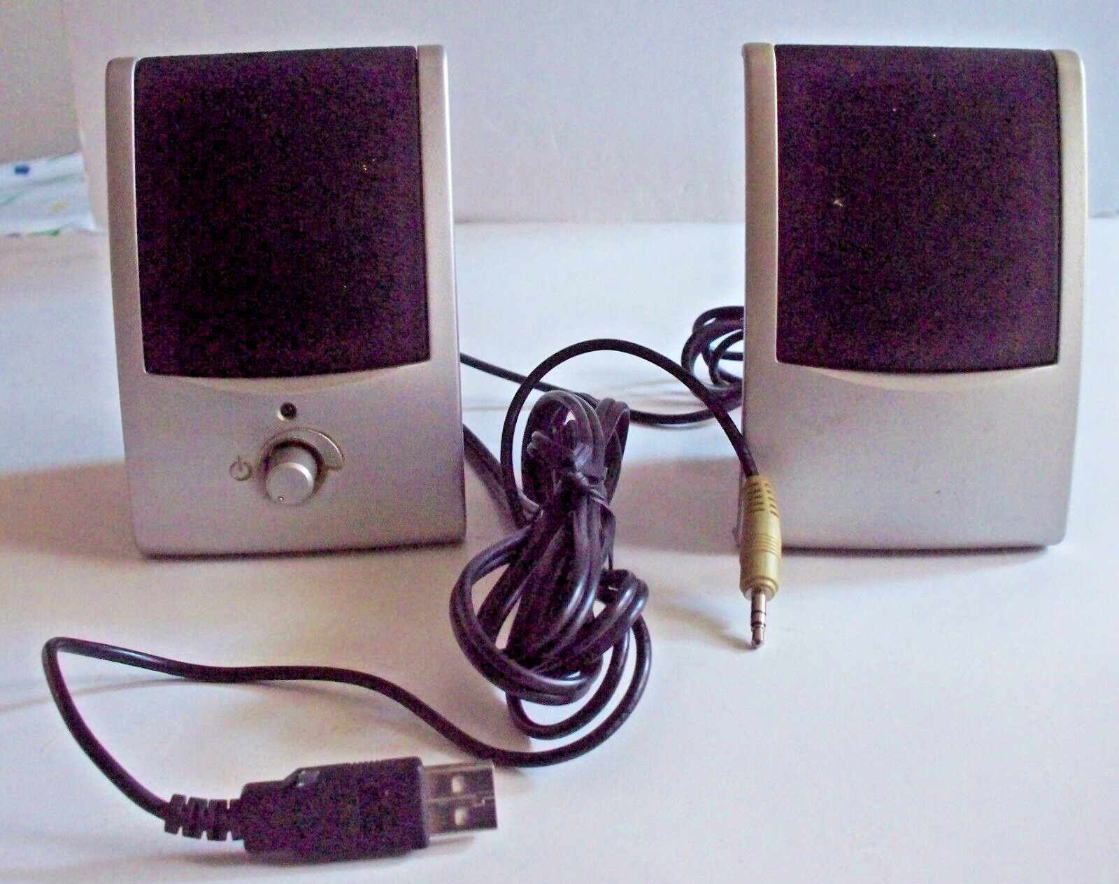 EMC 2.0 Speakers By Diamond Audio For Gateway Computer – N2