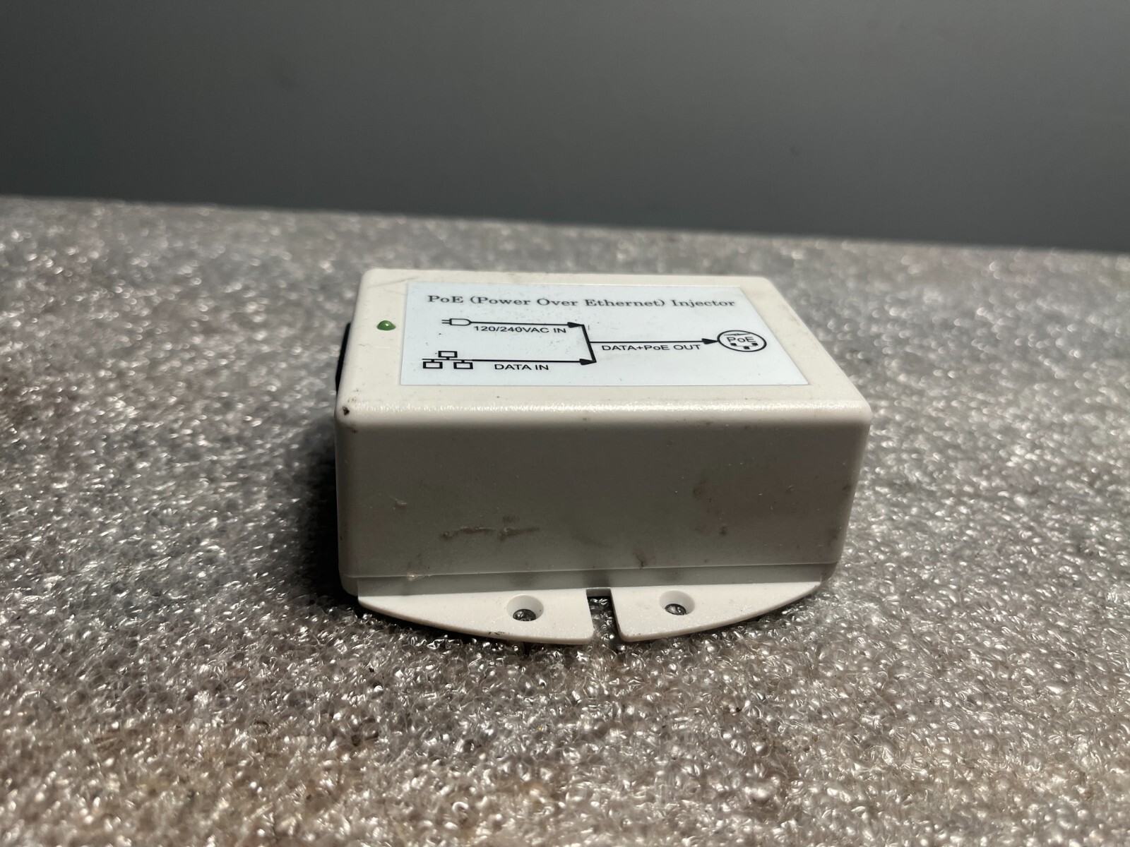 Tycon Power TP-POE-24G | 100-240V IN, 24V Gigabit PoE Injector, 19W