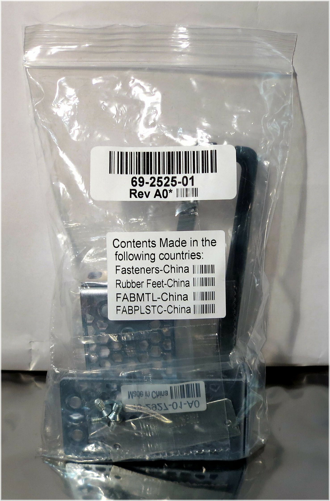 NEW Cisco Catalyst 2960 Rack Mount Kit 69-2525-01 Fasteners, Rubber Feet, FABMTL