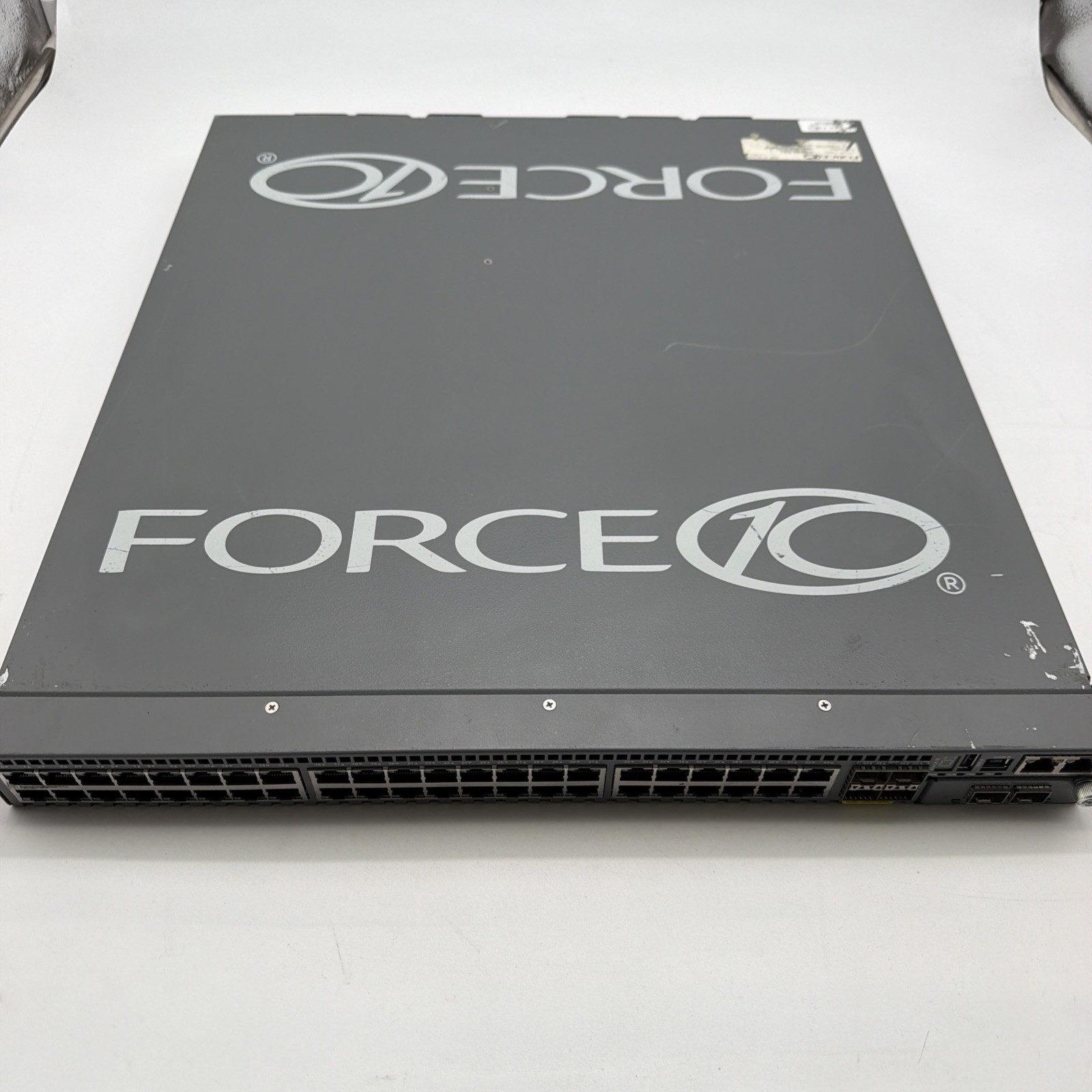 Force10 S60-44T Network Switch 44-Port 10GbE SFP - Working