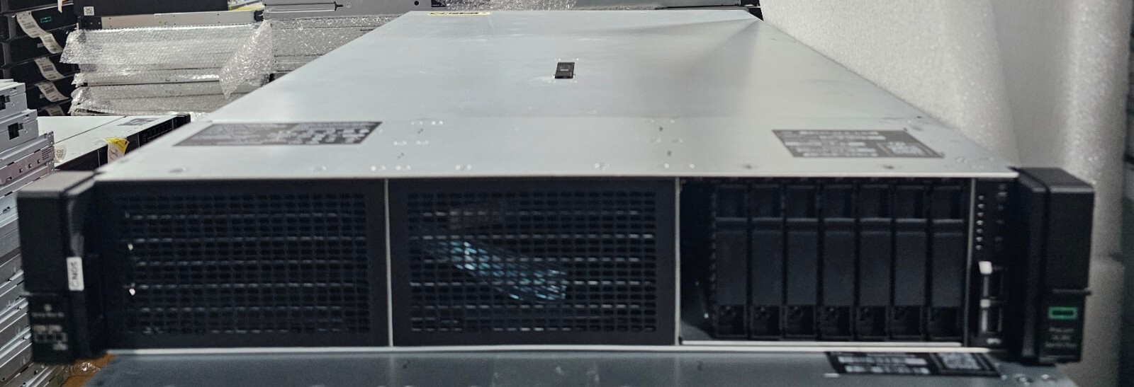 P14278-B21 HPE PROLIANT DL385 GEN10 PLUS V2 8SFF CTO SERVER