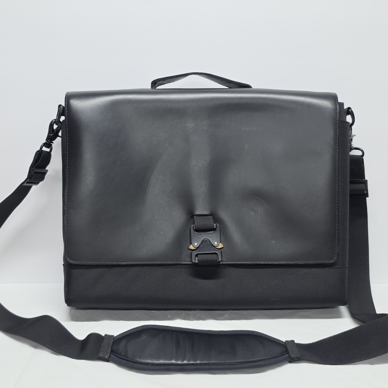 SF San Francisco Waterfield Designs Laptop Messenger Bag Black Leather And Nylon