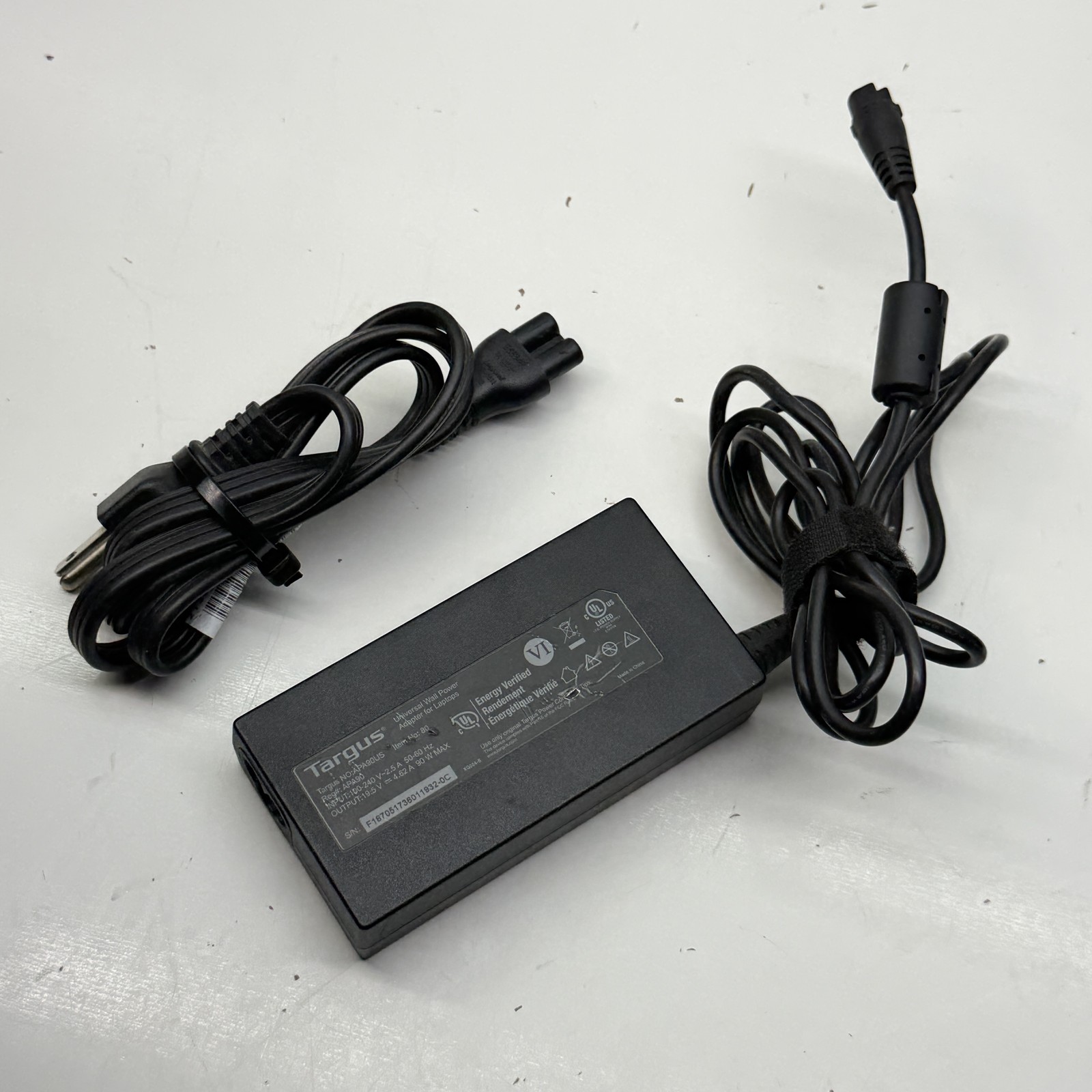 Targus APA90US Universal 90W Laptop Power Adapter Charger 19.5V 4.62A