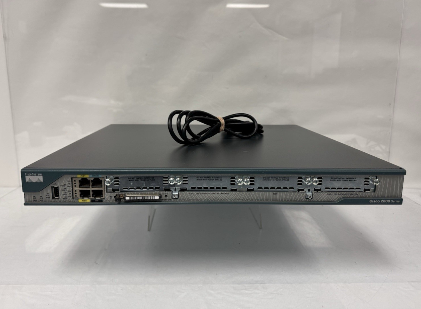 Cisco 2800 Series Integrated Services Router, Model 2801 w/ Power Cord