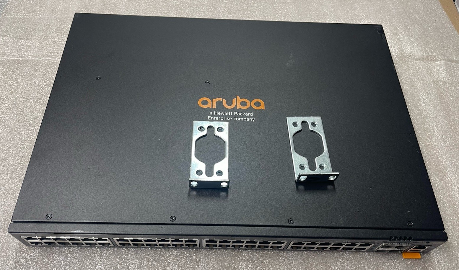JL726A HPE Aruba 6200F 48G 4SFP+ 52-Ports L3  Managed Switch USED